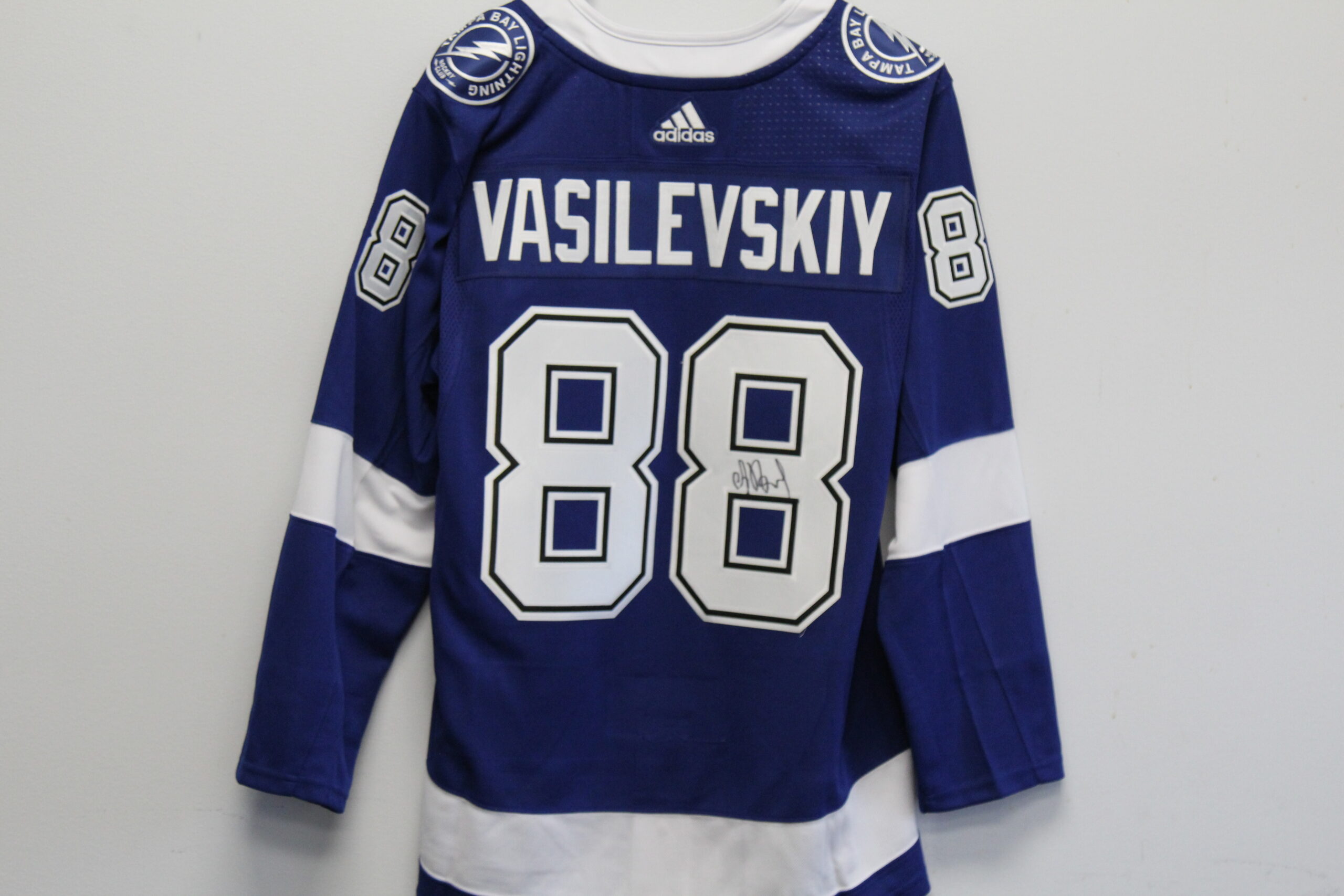 Tampa - Vasilevskiy Signed Jersey (3)